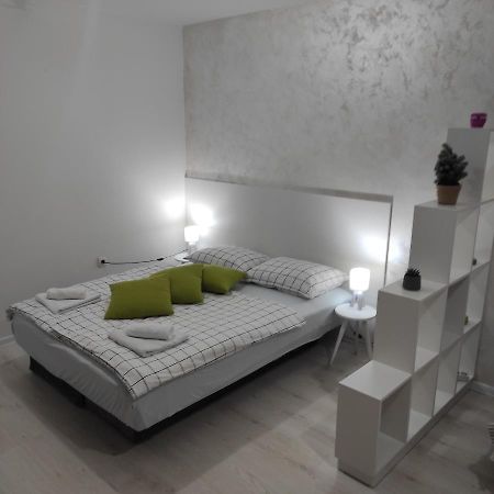 Apartman Jevrejska Banja Luka Exterior foto